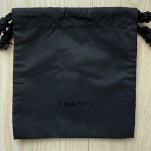 NEW Bundle of 7 Chanel pouches - black